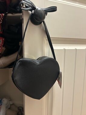 NWT Black Heart Crossbody Bag - Compact Women’s Shoulder Purse